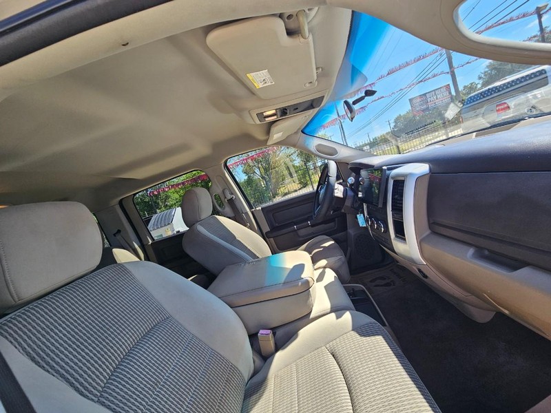 Ram 1500 Vehicle Image 15