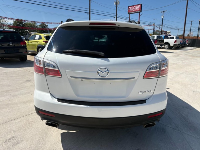 Mazda CX-9 Vehicle Image 04