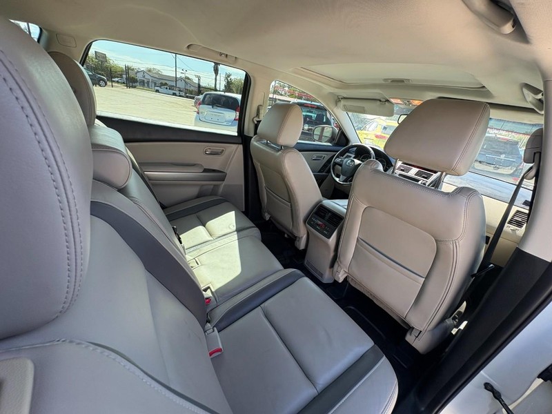 Mazda CX-9 Vehicle Image 17
