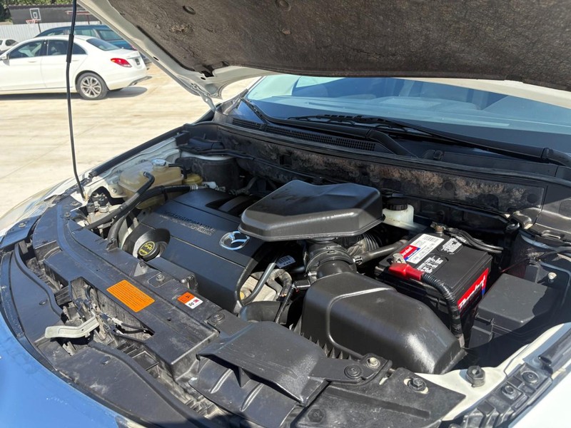Mazda CX-9 Vehicle Image 20