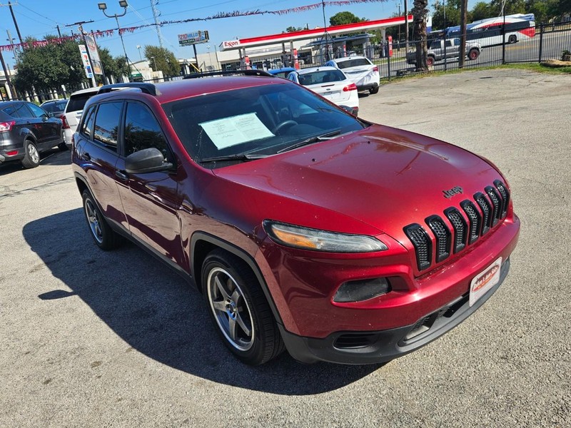 Jeep Cherokee Vehicle Full-screen Gallery Image 08