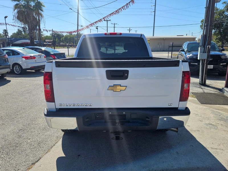 Chevrolet Silverado 1500 Vehicle Image 04