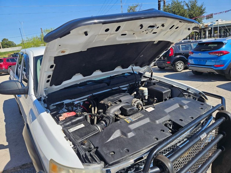 Chevrolet Silverado 1500 Vehicle Image 09