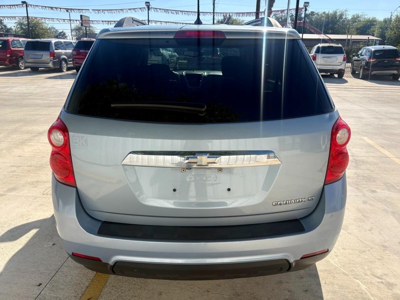 Chevrolet Equinox Vehicle Image 04