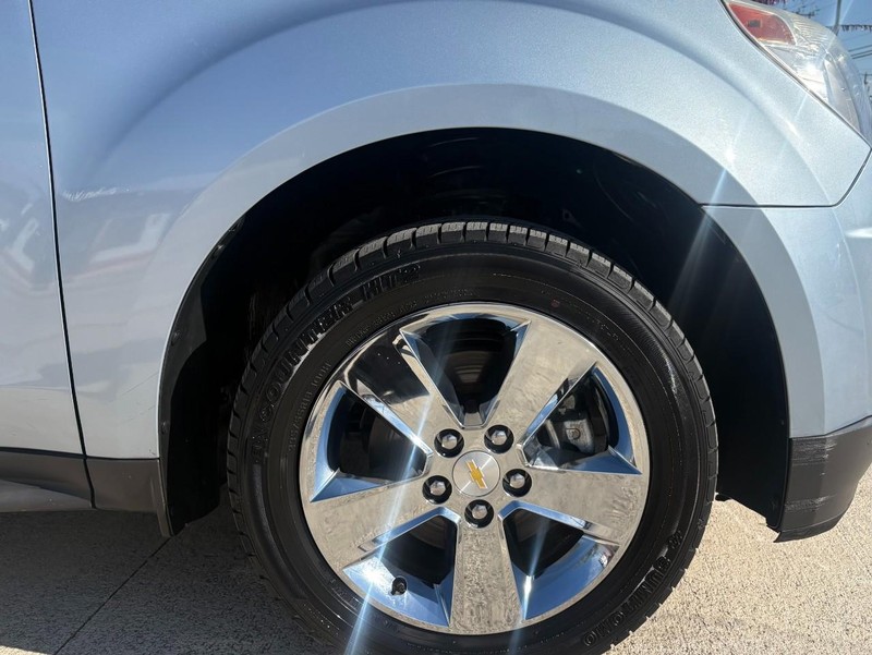 Chevrolet Equinox Vehicle Image 19
