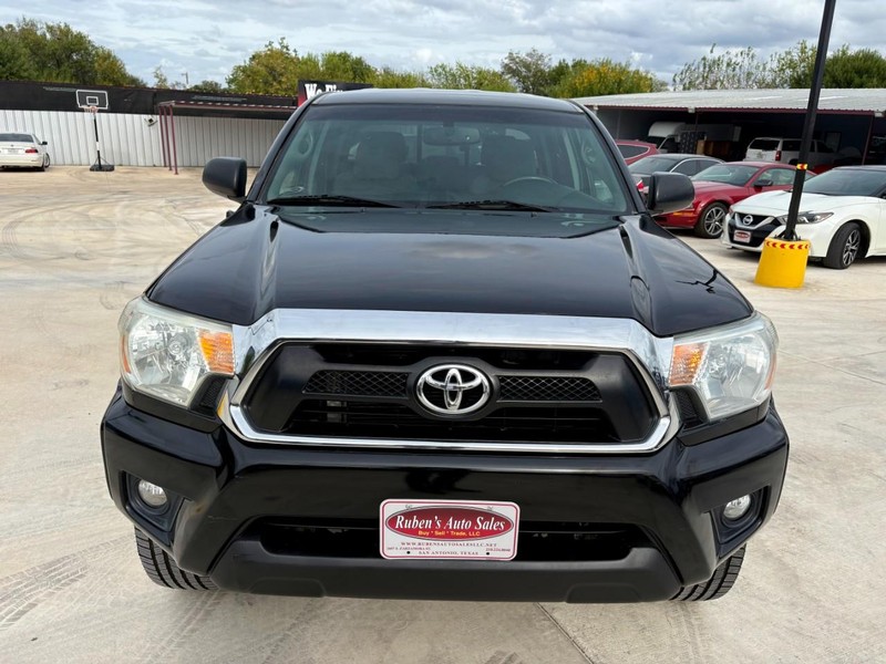 Toyota Tacoma Vehicle Image 08