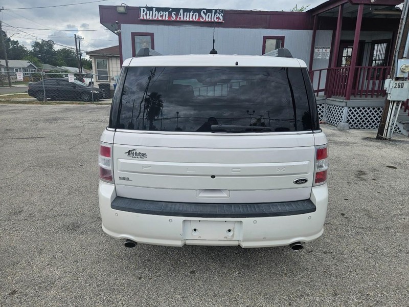 Ford Flex Vehicle Image 04