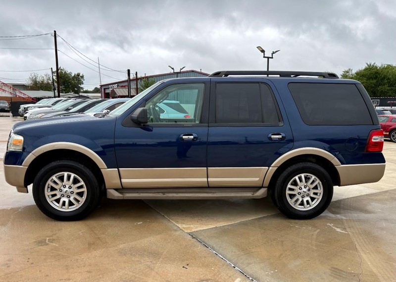 Ford Expedition Vehicle Image 02