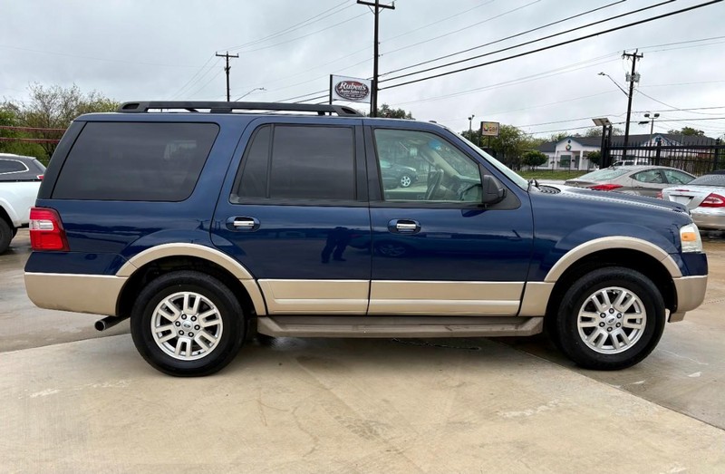 Ford Expedition Vehicle Image 06