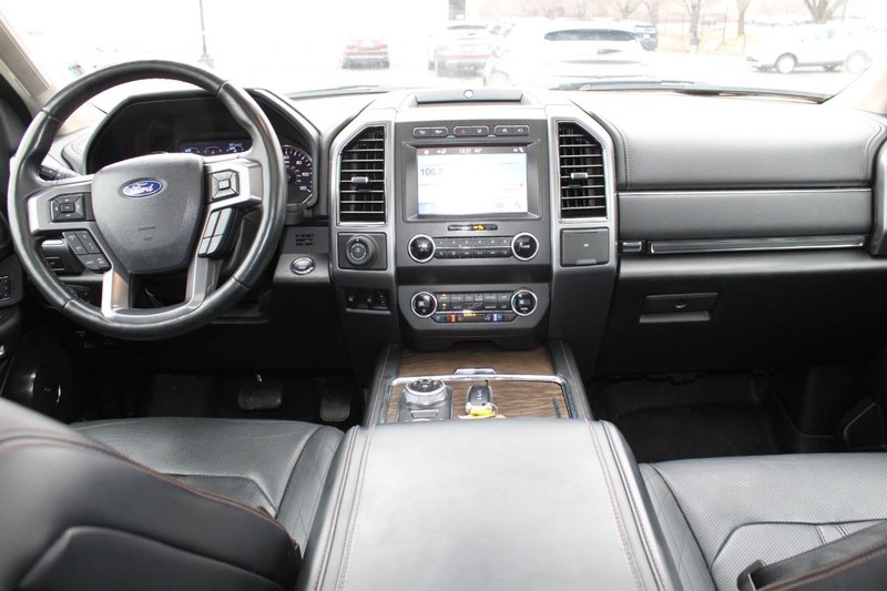 Ford Expedition Vehicle Image 09