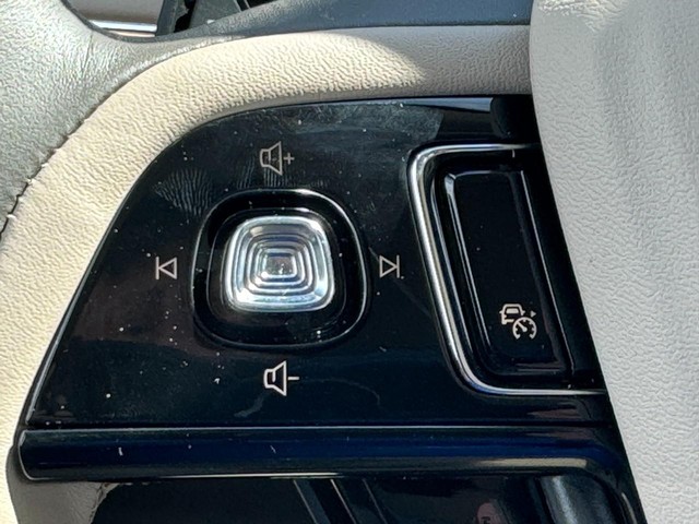 2024 Lincoln Corsair Grand Touring thumbnail image 18
