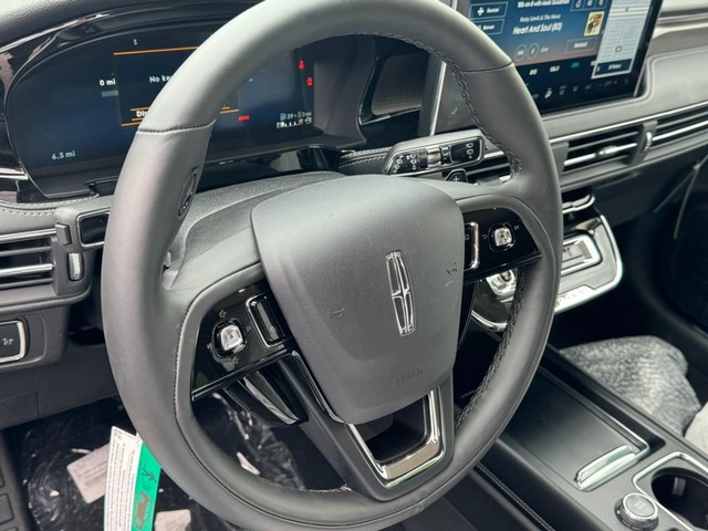2024 Lincoln Corsair Grand Touring thumbnail image 15