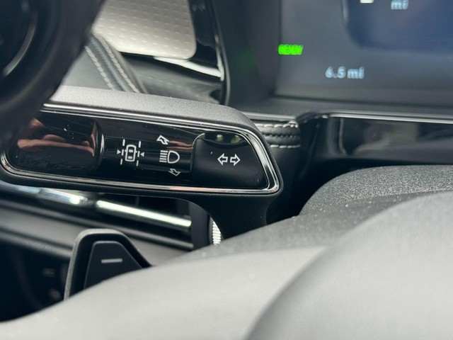 2024 Lincoln Corsair Grand Touring thumbnail image 20
