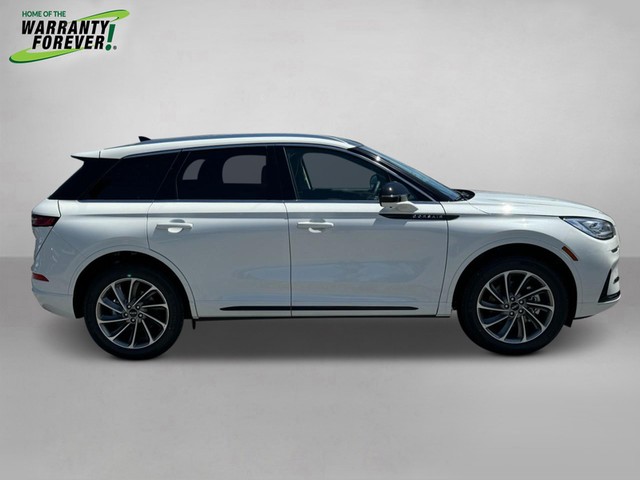 2024 Lincoln Corsair Grand Touring thumbnail image 04