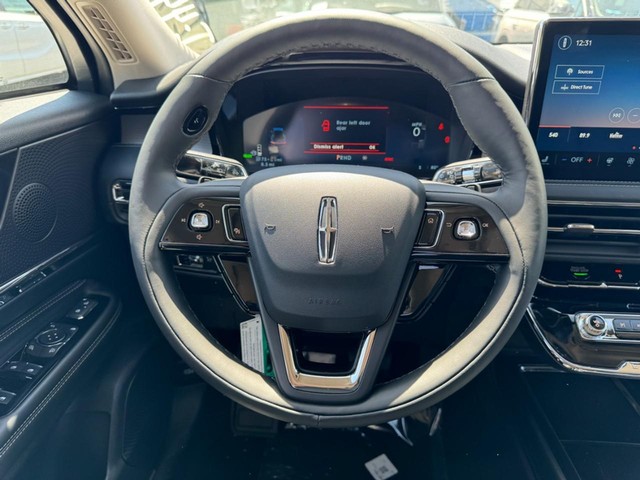 2024 Lincoln Corsair Grand Touring thumbnail image 10