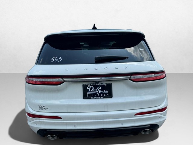 2024 Lincoln Corsair Grand Touring thumbnail image 06