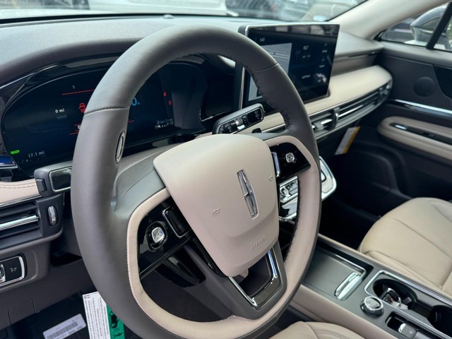 2024 Lincoln Corsair Grand Touring thumbnail image 15