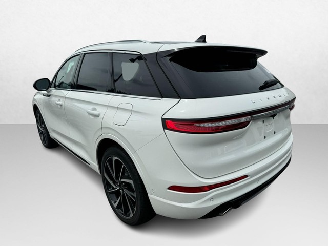 2024 Lincoln Corsair Grand Touring thumbnail image 07