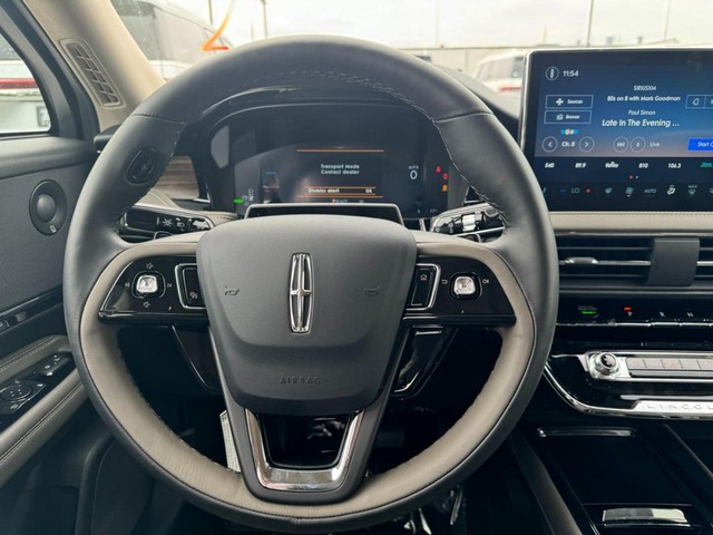 2024 Lincoln Corsair Grand Touring thumbnail image 10