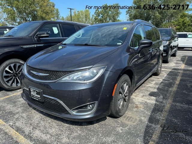 more details - chrysler pacifica