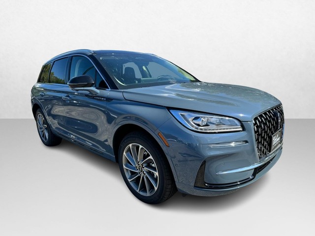 2024 Lincoln Corsair Grand Touring thumbnail image 03