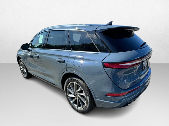 2024 Lincoln Corsair Grand Touring thumbnail image 07