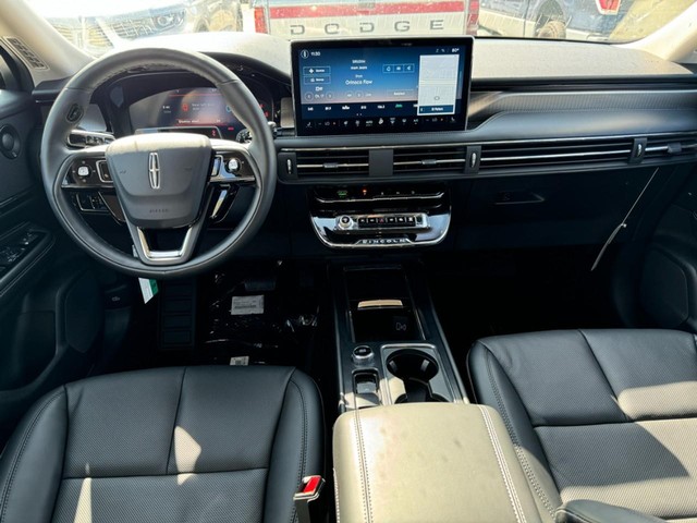 2024 Lincoln Corsair Grand Touring thumbnail image 09