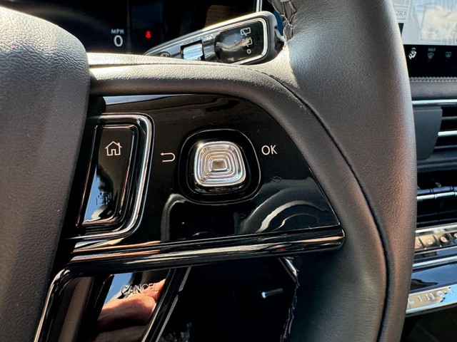 2024 Lincoln Corsair Grand Touring thumbnail image 19