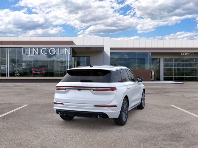 2024 Lincoln Corsair Grand Touring thumbnail image 08