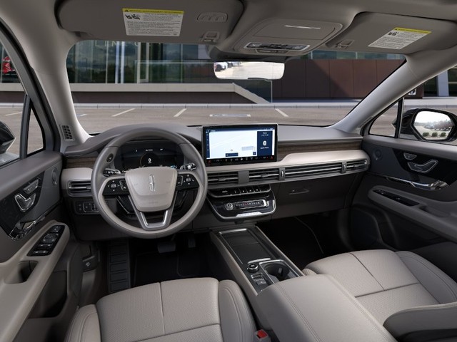 2024 Lincoln Corsair Grand Touring thumbnail image 09