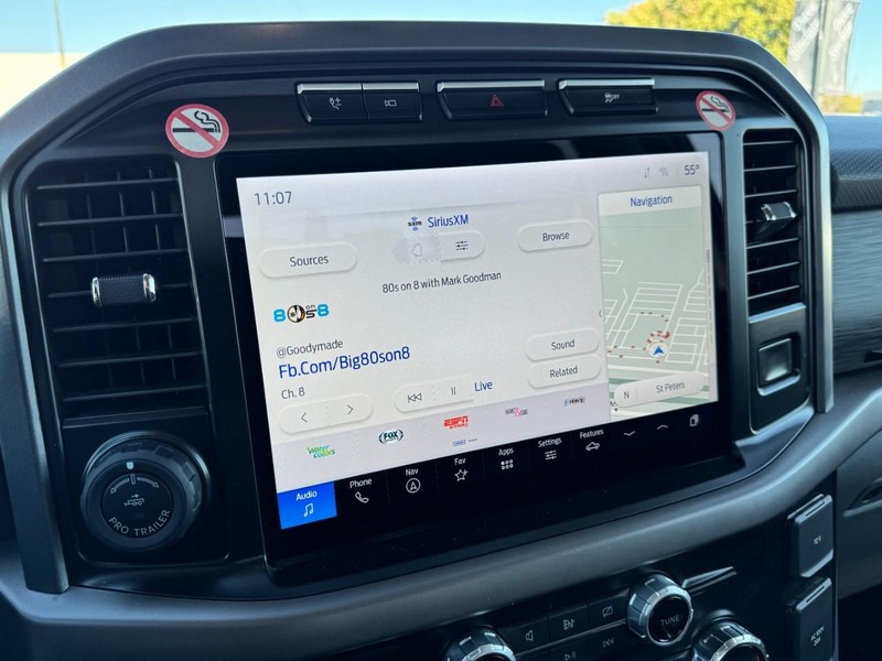 Ford F-150 Vehicle Full-screen Gallery Image 15