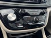 2023 Chrysler Pacifica Limited thumbnail image 17