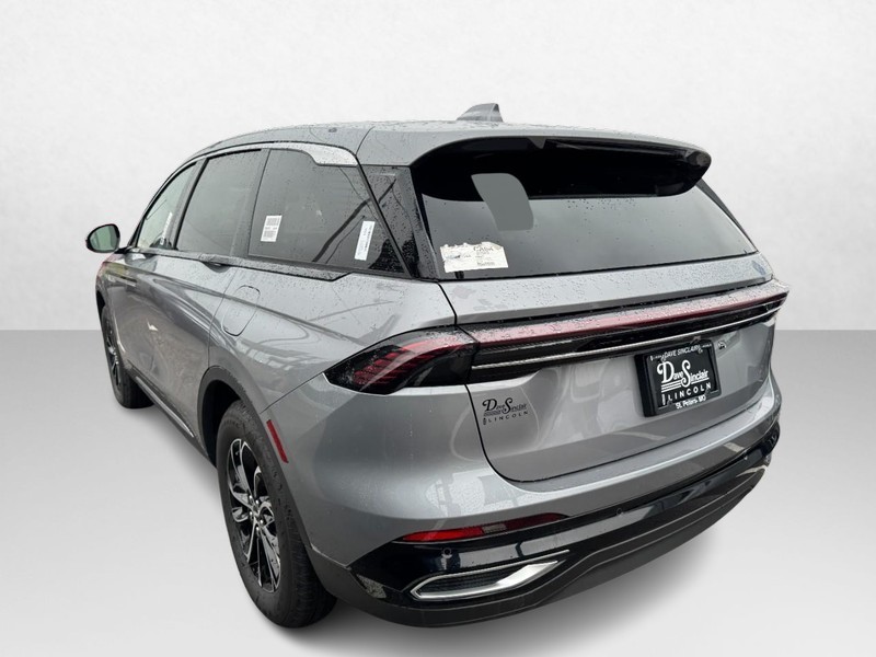 Lincoln Nautilus Vehicle Full-screen Gallery Image 07