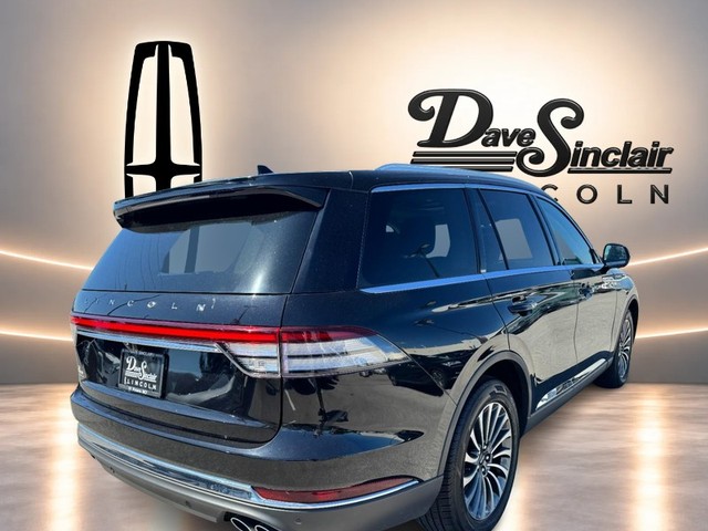 2024 Lincoln Aviator Reserve thumbnail image 05