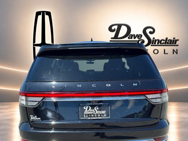 2024 Lincoln Aviator Reserve thumbnail image 06