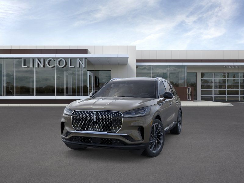 Lincoln Aviator Vehicle Full-screen Gallery Image 02