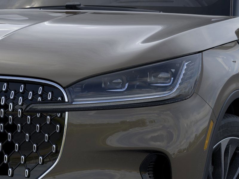 Lincoln Aviator Vehicle Full-screen Gallery Image 18