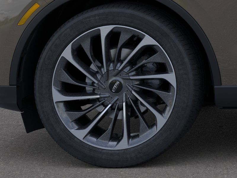 Lincoln Aviator Vehicle Full-screen Gallery Image 19