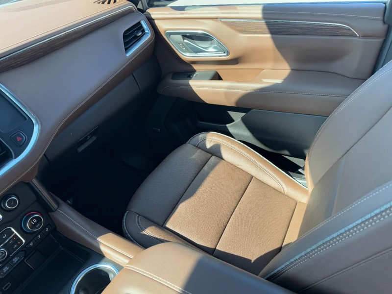 Chevrolet Tahoe Vehicle Full-screen Gallery Image 11