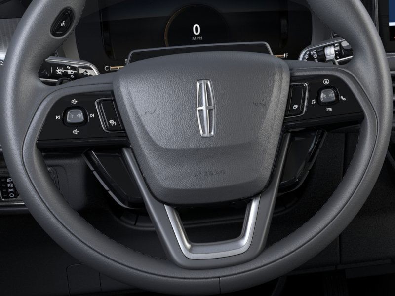 Lincoln Corsair Vehicle Full-screen Gallery Image 12