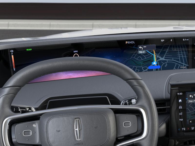 Lincoln Nautilus Vehicle Full-screen Gallery Image 13