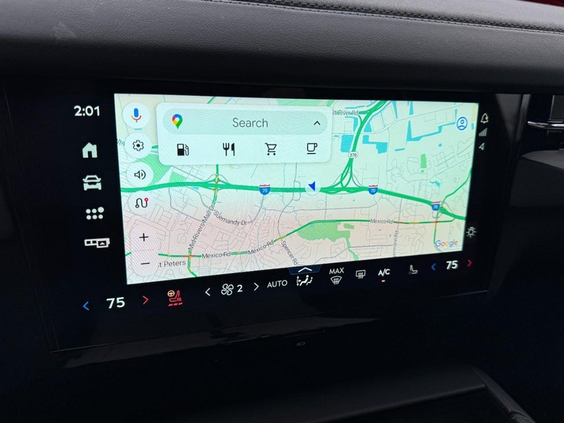 Lincoln Navigator Vehicle Full-screen Gallery Image 23