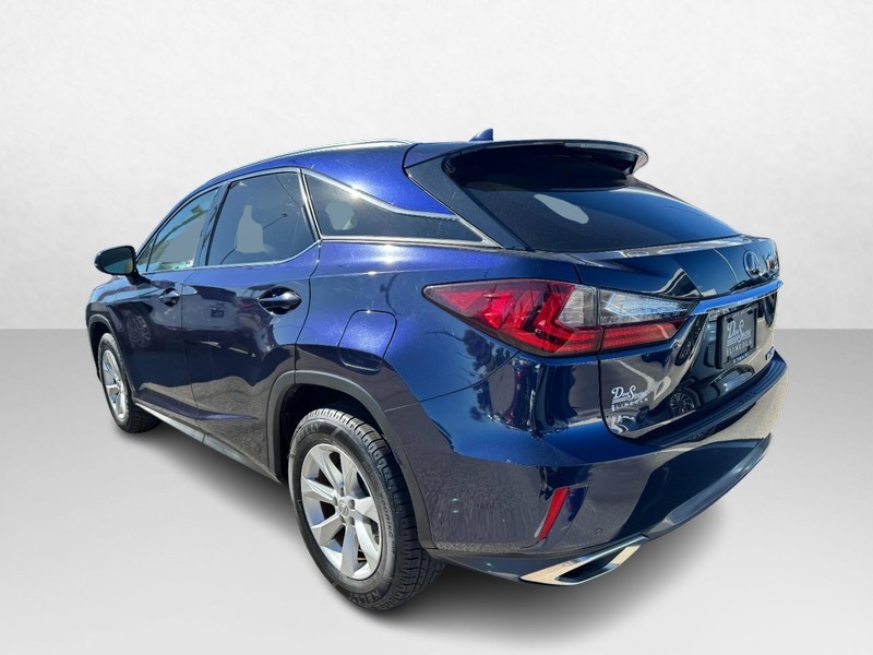 Lexus RX 350 Vehicle Full-screen Gallery Image 07