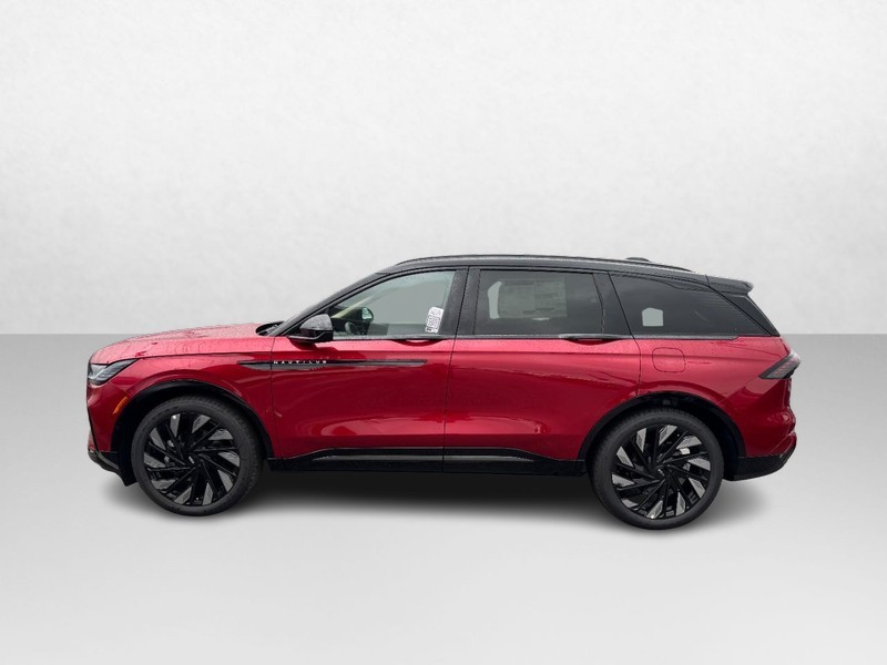 Lincoln Nautilus Vehicle Full-screen Gallery Image 08