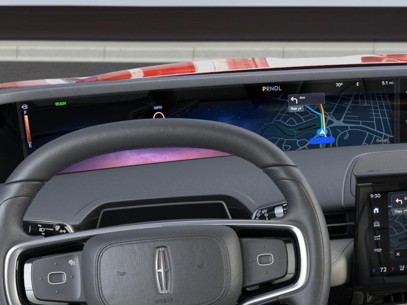 Lincoln Nautilus Vehicle Full-screen Gallery Image 13