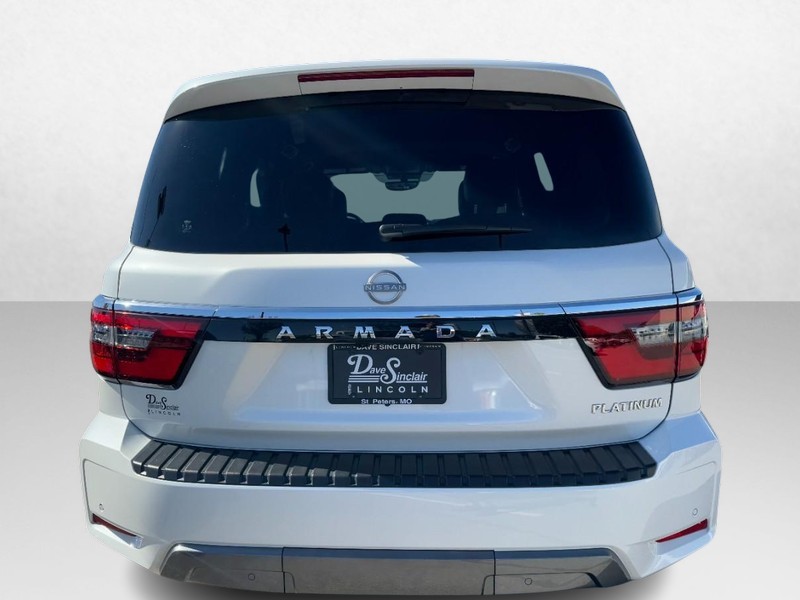 Nissan Armada Vehicle Full-screen Gallery Image 06