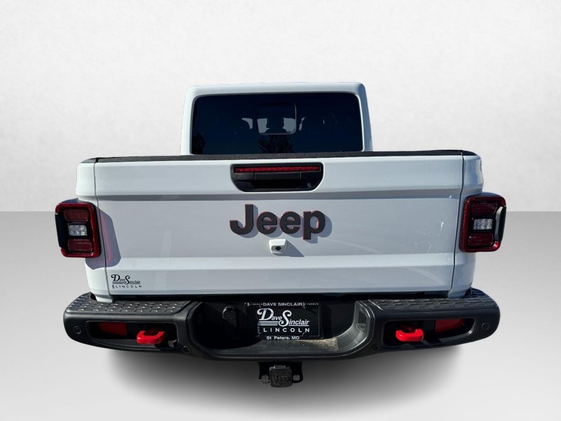 Jeep Gladiator Vehicle Full-screen Gallery Image 06
