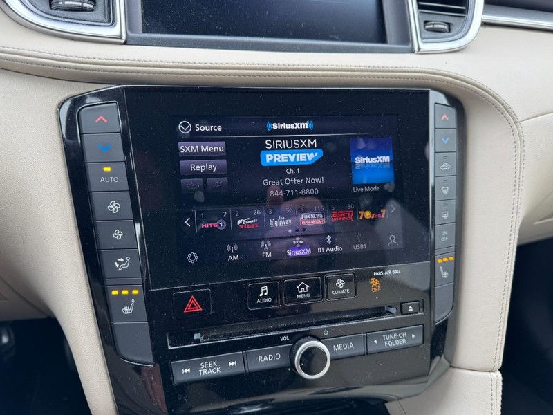 INFINITI QX50 Vehicle Full-screen Gallery Image 23