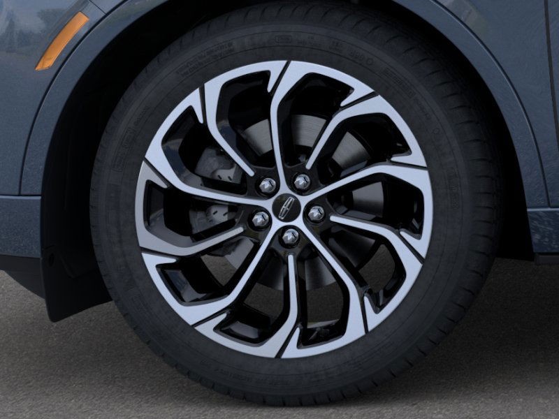 Lincoln Nautilus Vehicle Full-screen Gallery Image 19