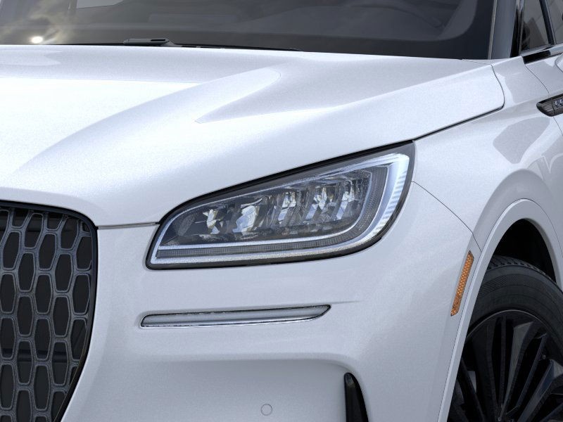 Lincoln Corsair Vehicle Full-screen Gallery Image 18